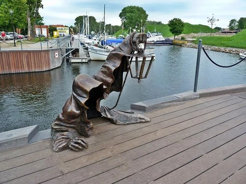 worlds-most-creative-statues-25.jpg