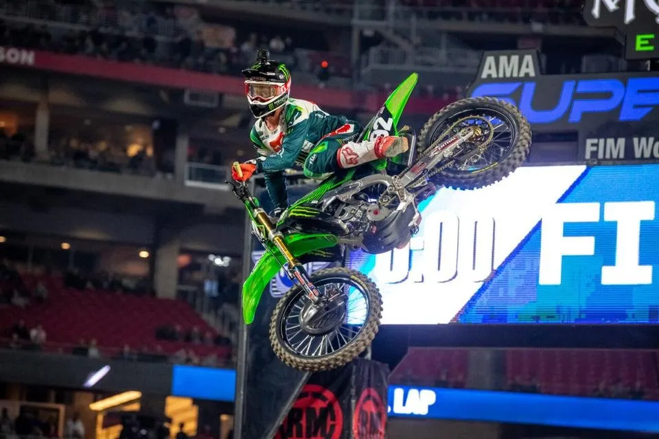 2019-glendale-supercross-race-gallery-055-1280x853.jpg