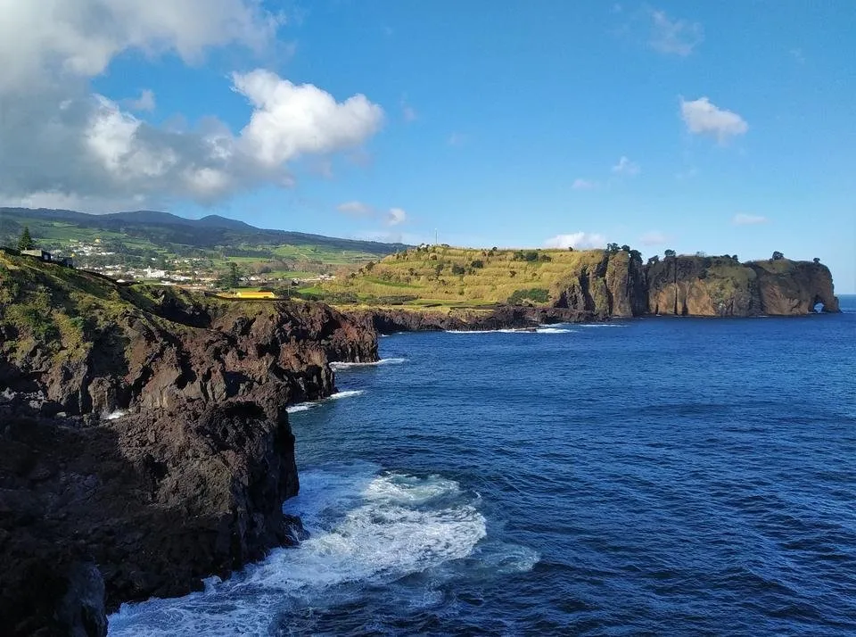 Beauties of Azores: Capelas, picturesque little town with bloody past