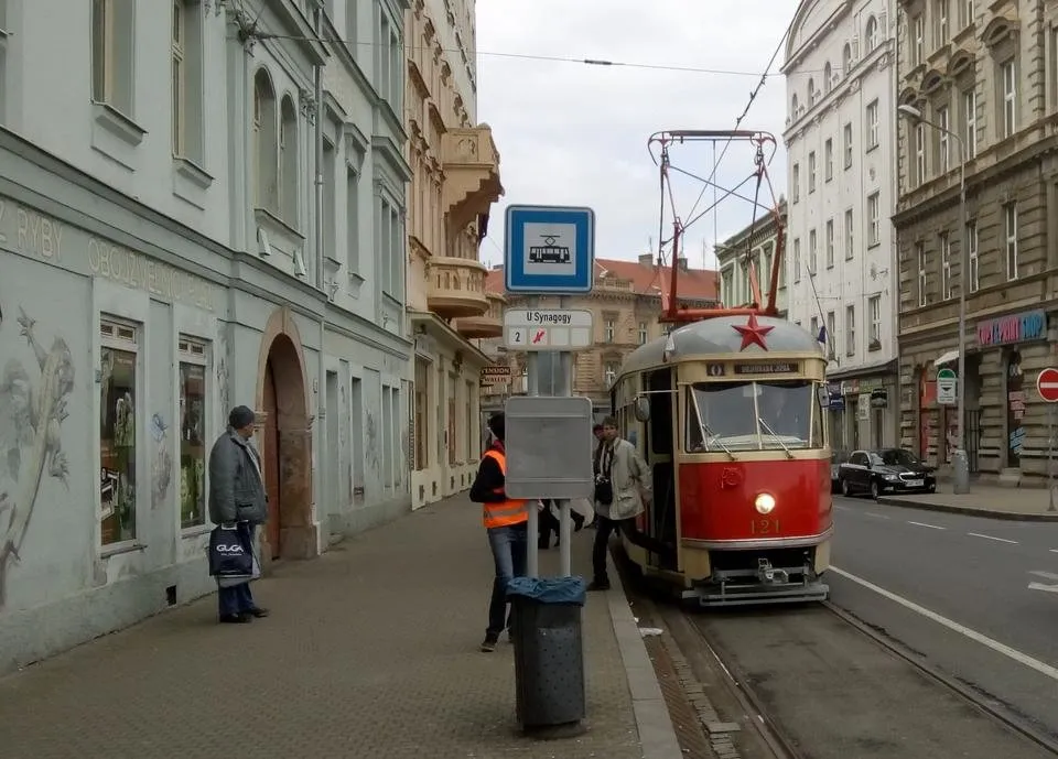 Historická tramvaj Plzeň.jpg