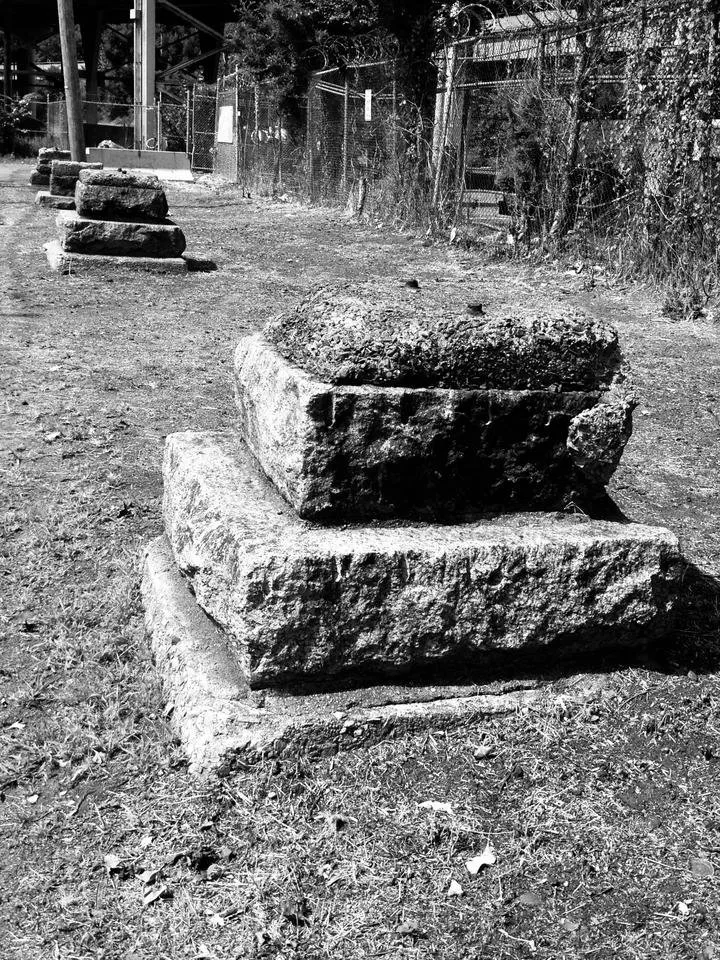 monoliths.jpg