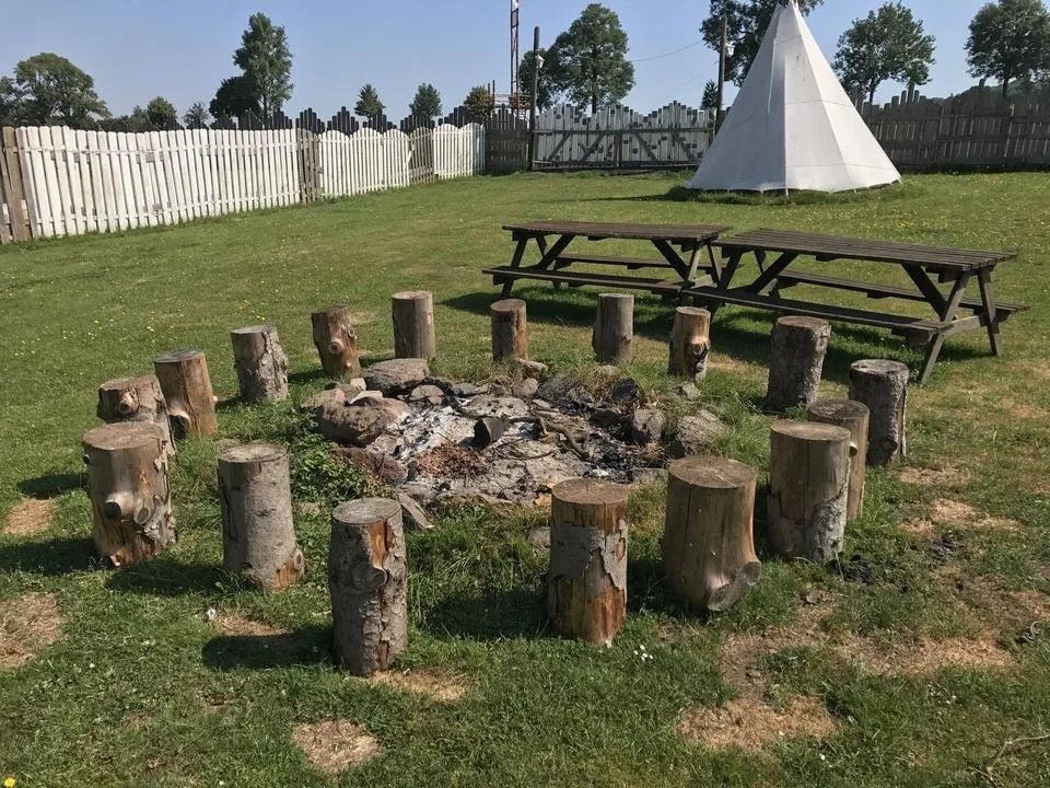 steem-camp-tipis-08.jpg