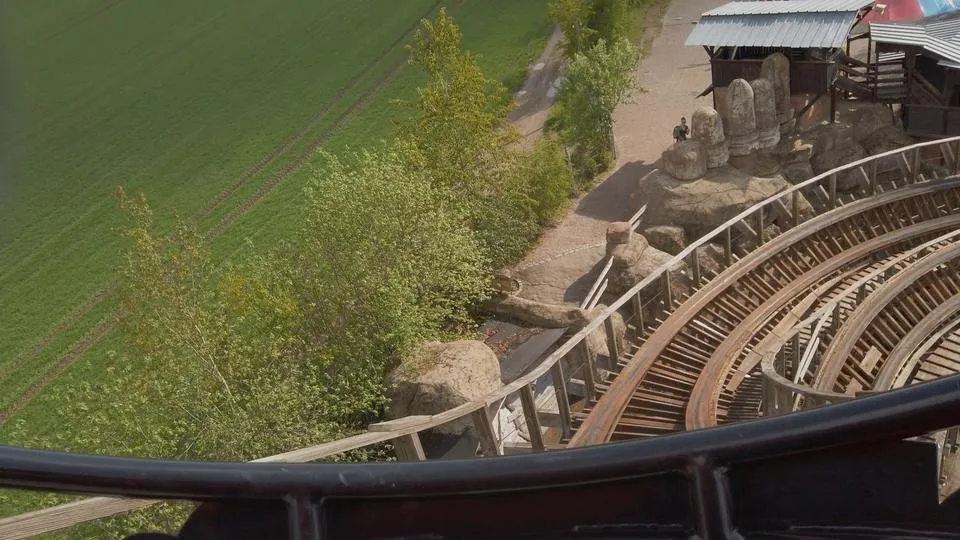 Ride Check Spezial - 10 Jahre El Toro - Jubiläum @ Freizeitpark Plohn.mp4_snapshot_02.34_[2019.05.25_09.26.30].jpg