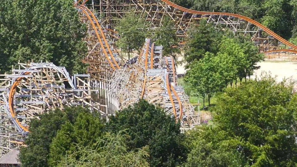 Ride Check - Untamed @ Walibi Holland - Ein Hybrides Meisterwerk (4K - 60p).mp4_snapshot_12.12_[2019.08.11_16.53.35].jpg