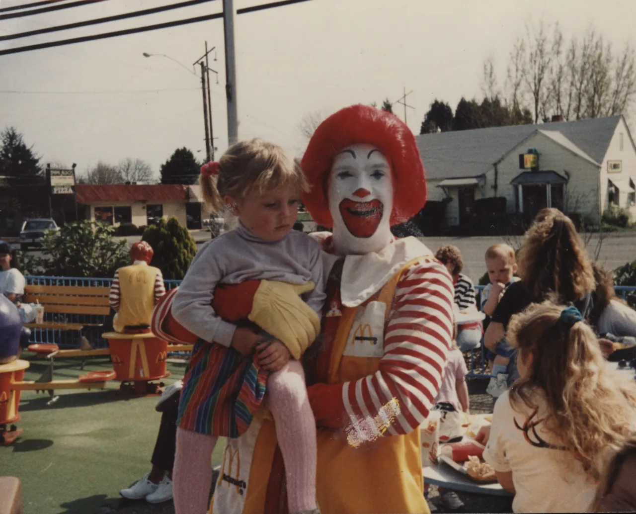 1992-03-21 SAT McDonalds 2nd Part-1.png