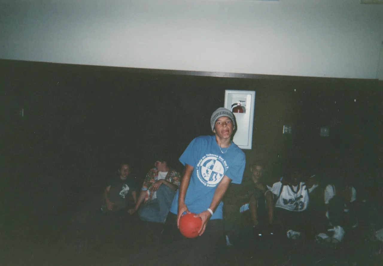 2003-07 Kuratli Man Baller in Gym.png