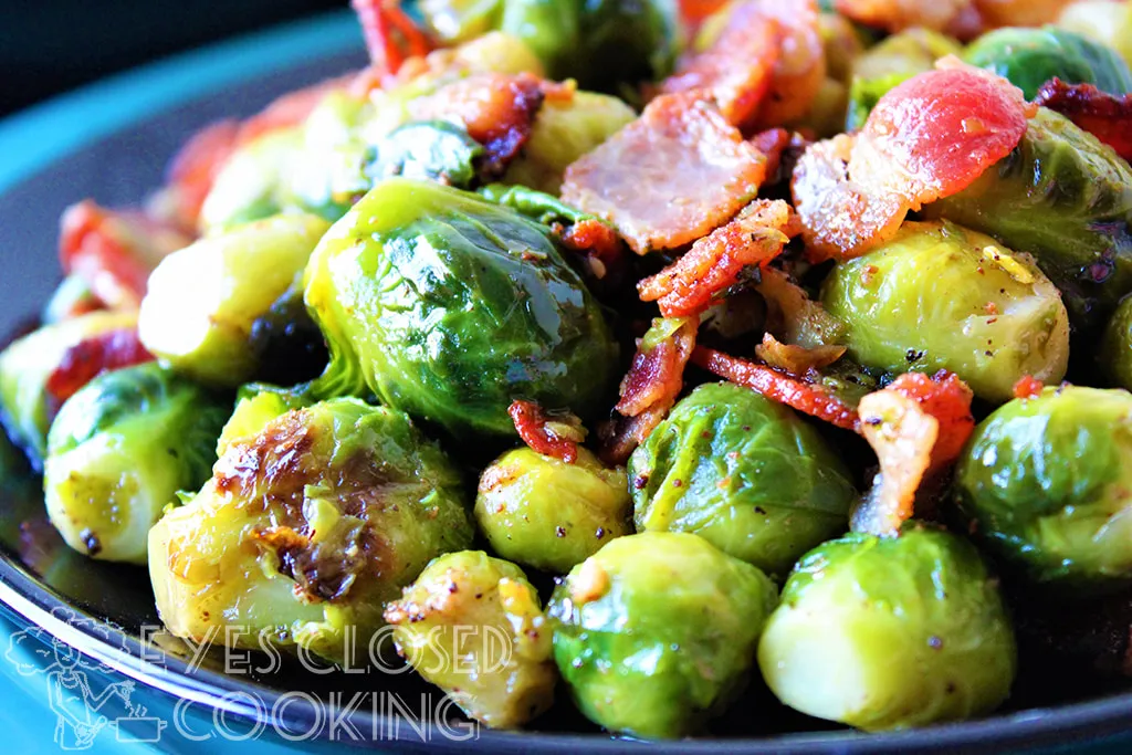 EyesClosedCooking-BrusselSproutsWBacon---04.jpg