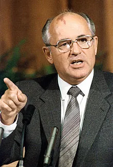 220px-RIAN_archive_359290_Mikhail_Gorbachev.jpg