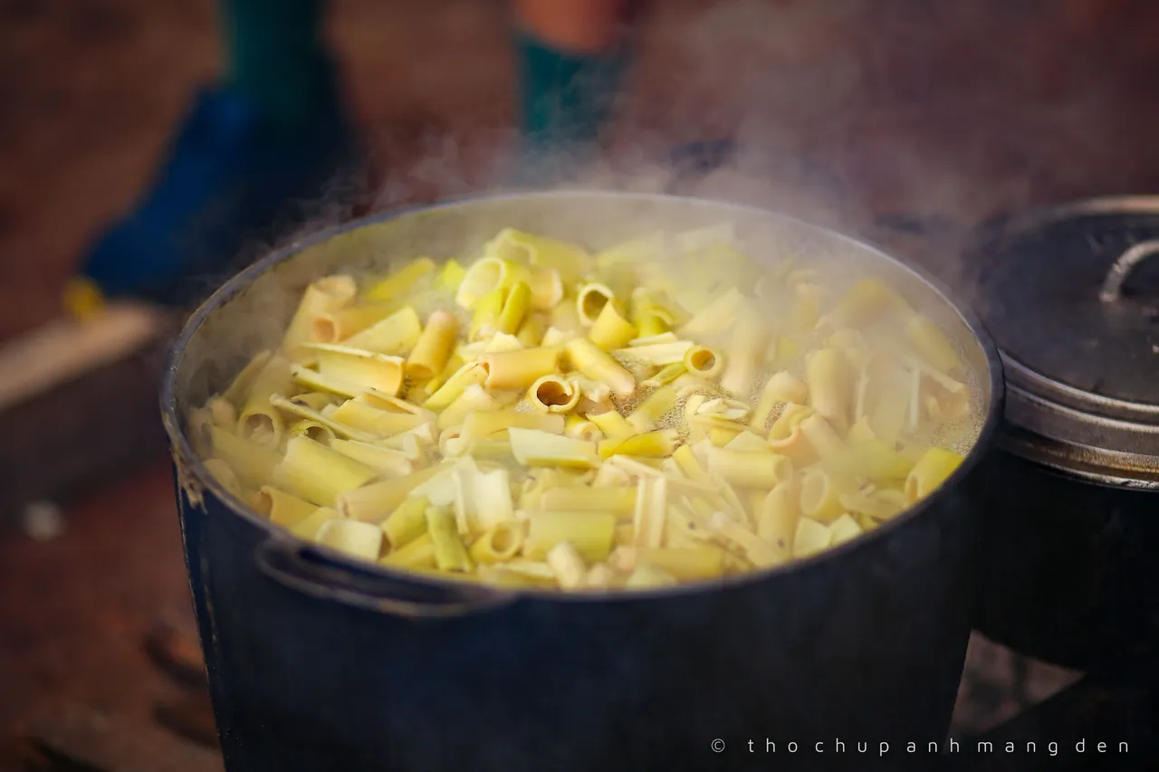 A Kieu's family cooked a huge pot of bamboo shoots for the party.