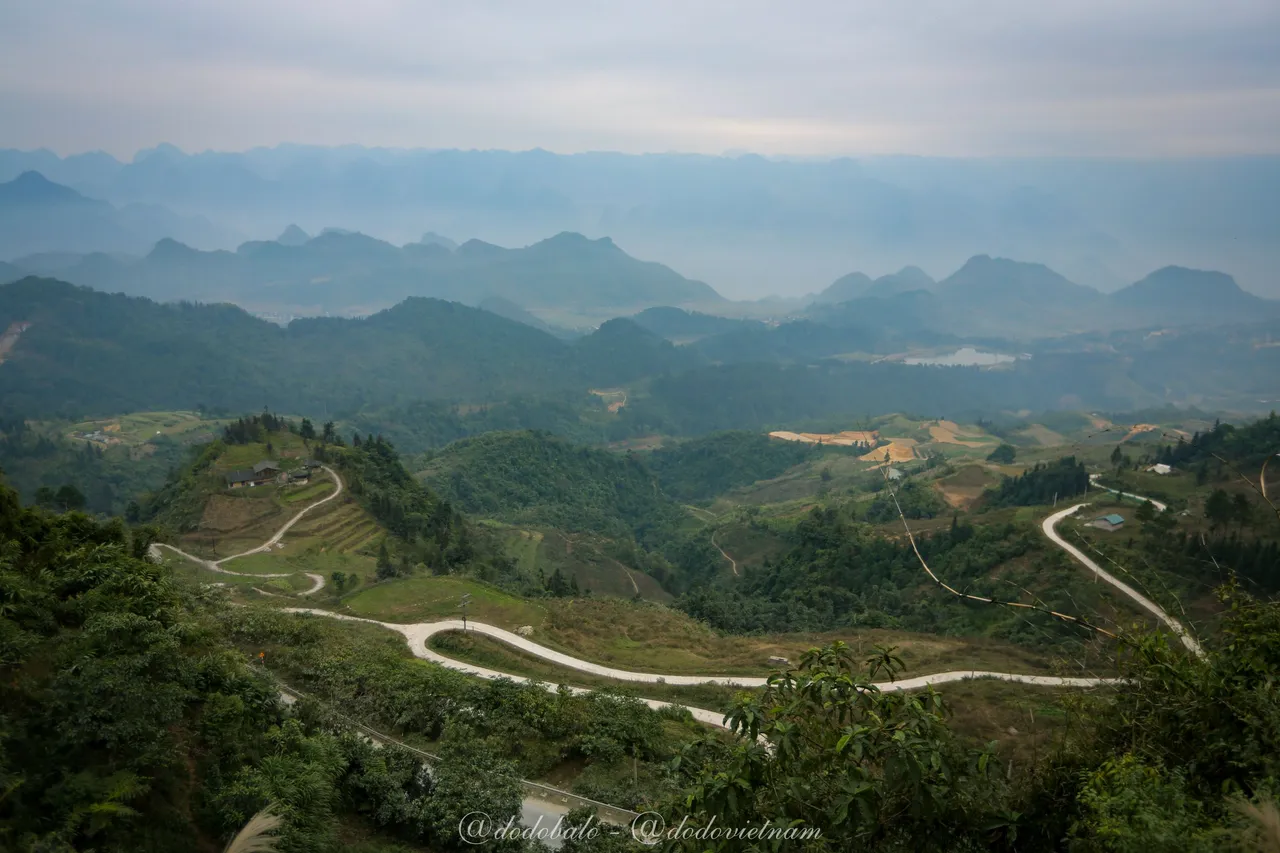 View from Quan Ba heaven gate.