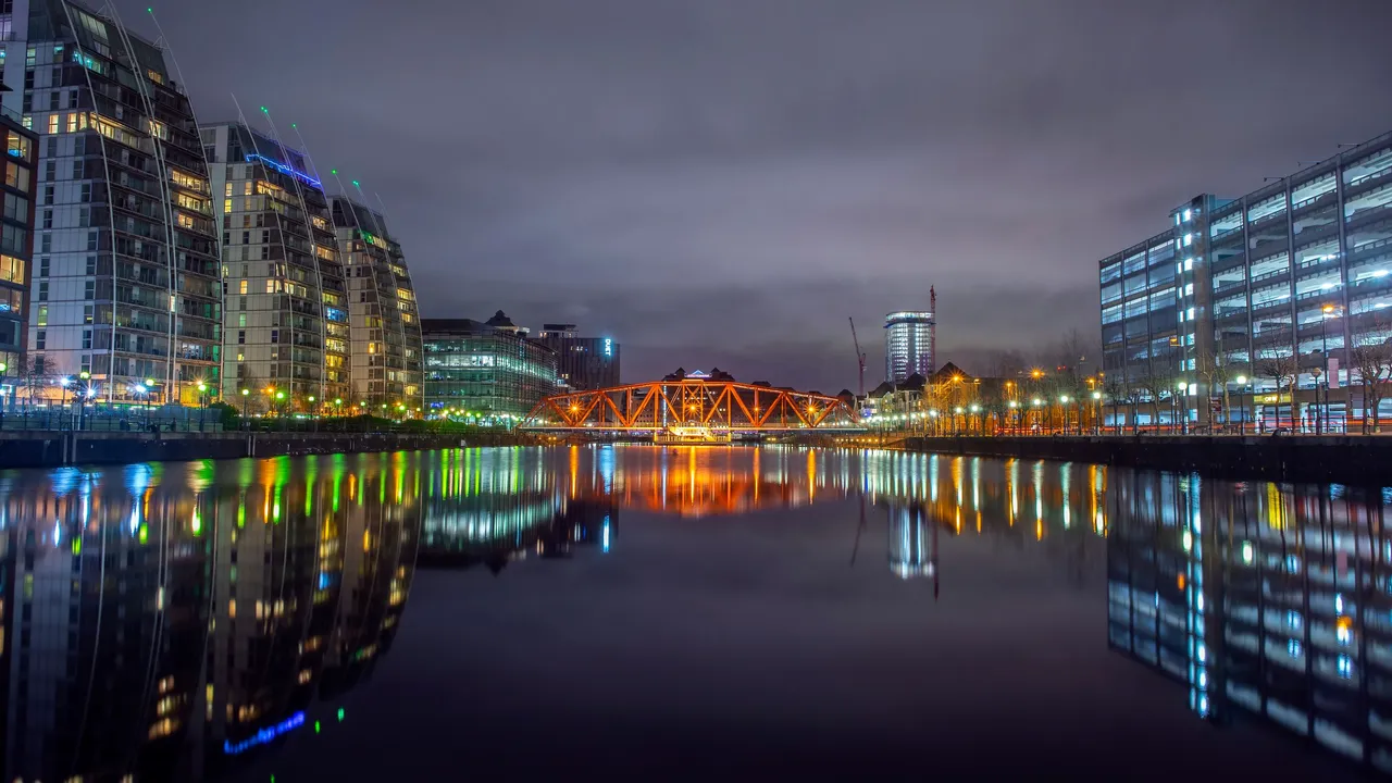 Salford-Quays3_version2022.jpg