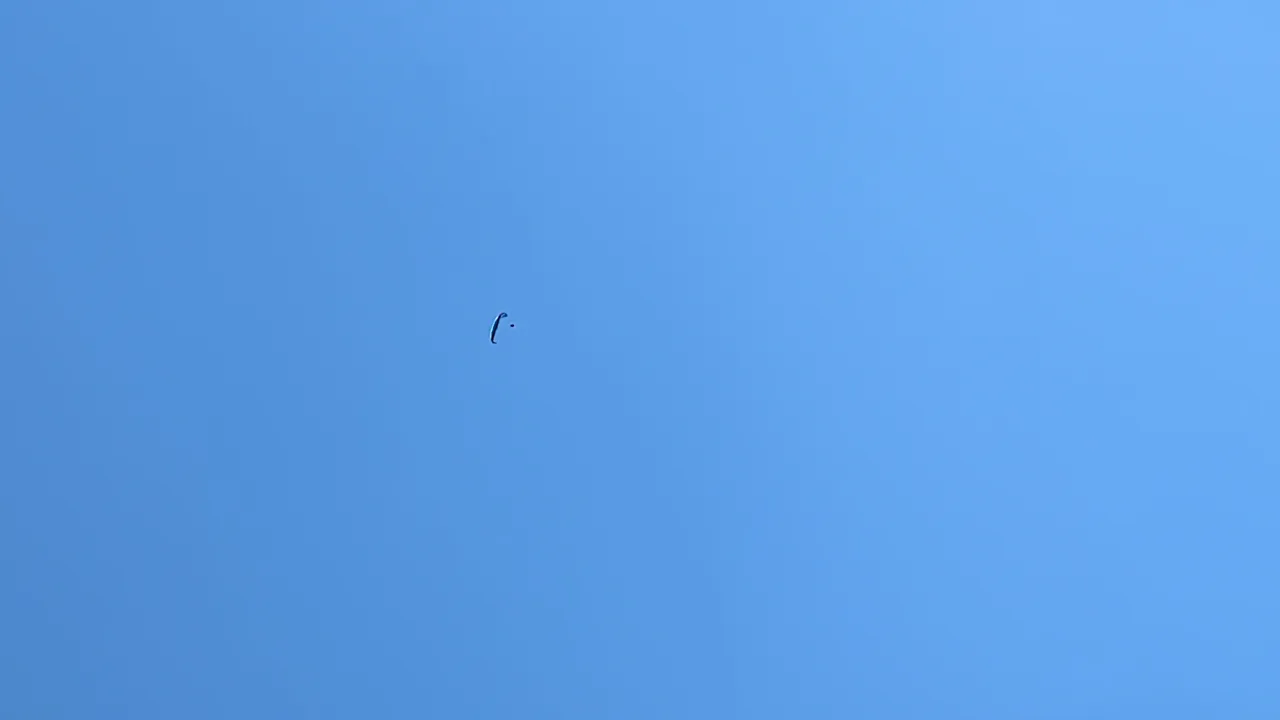 vlcsnap-2025-07-11-21h54m04s511.jpg