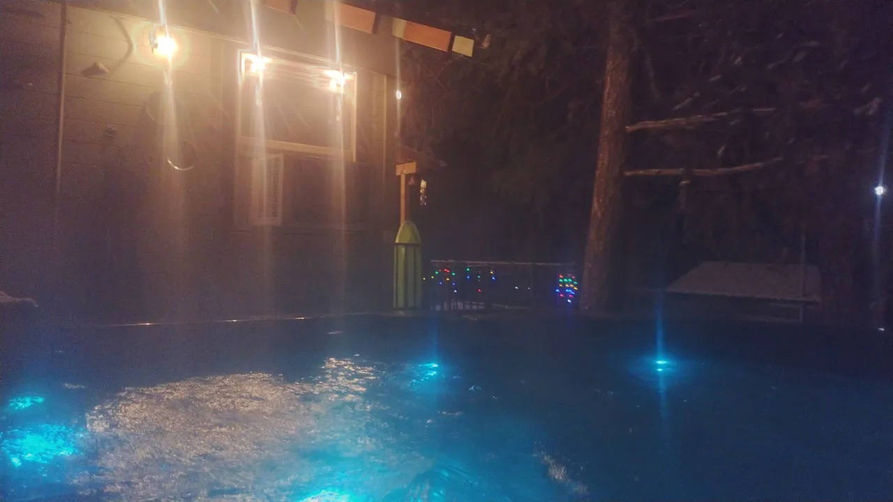 IMG_20221129_201053_HDR.jpg