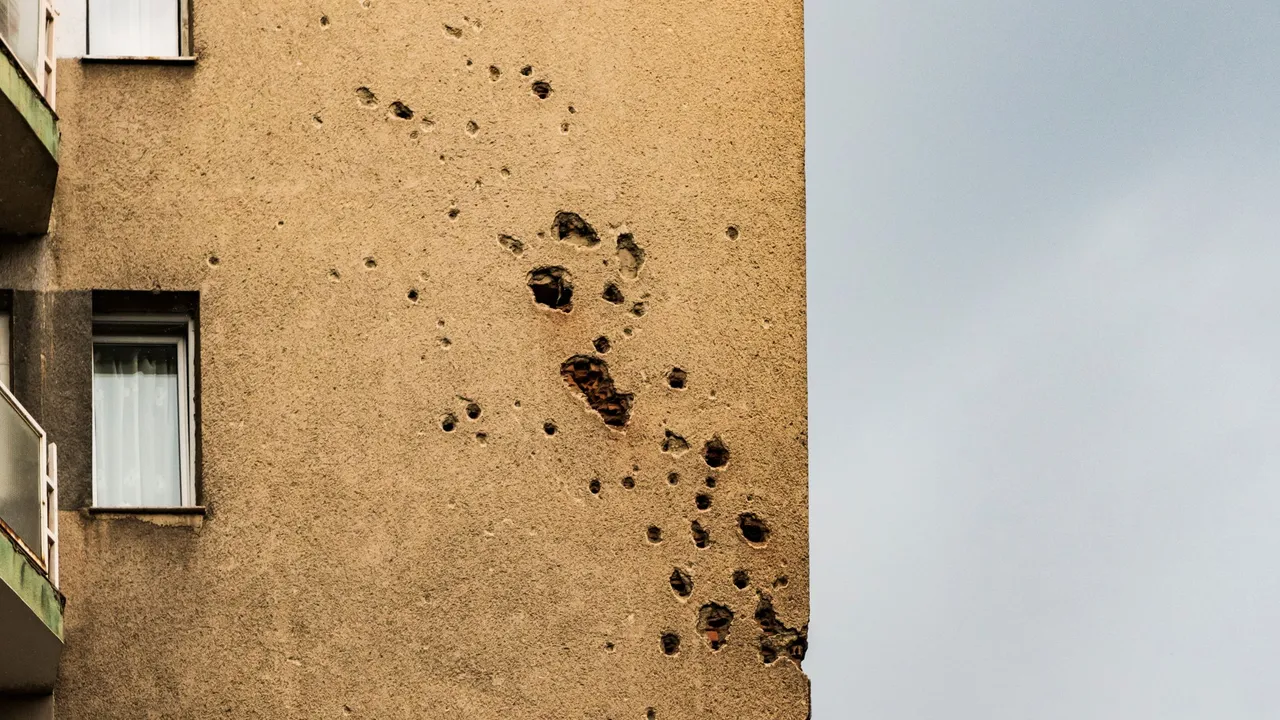 Hive & Pickey (2).png