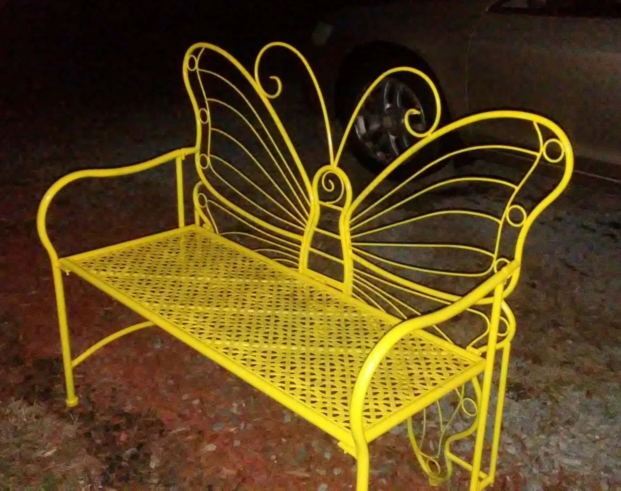 yellow bench.jpg