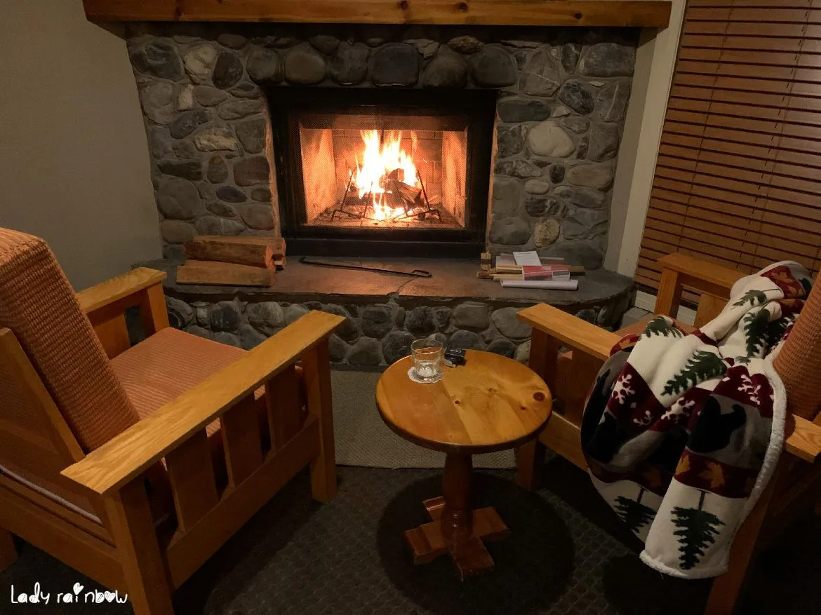 emerald cabin.jpg