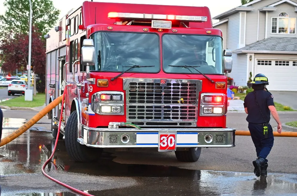 firetruck12.jpg