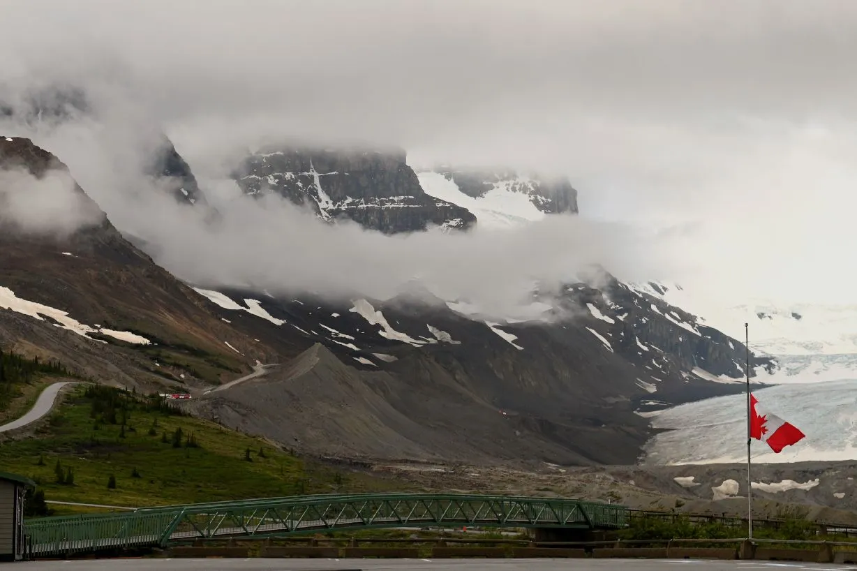 columbia icefields (2).jpg