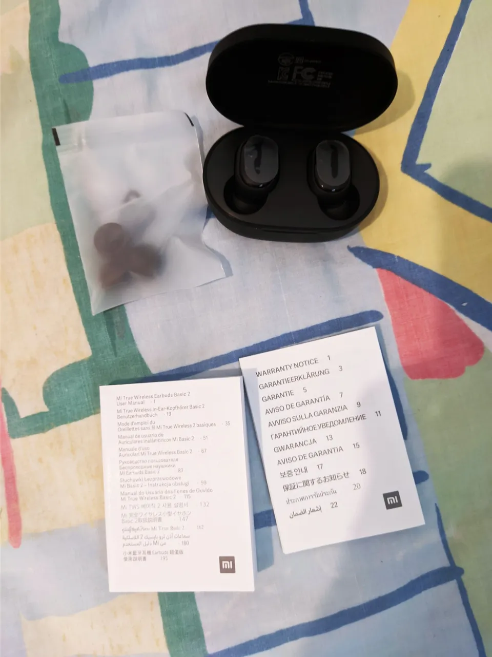 Earbuds (3).jpg