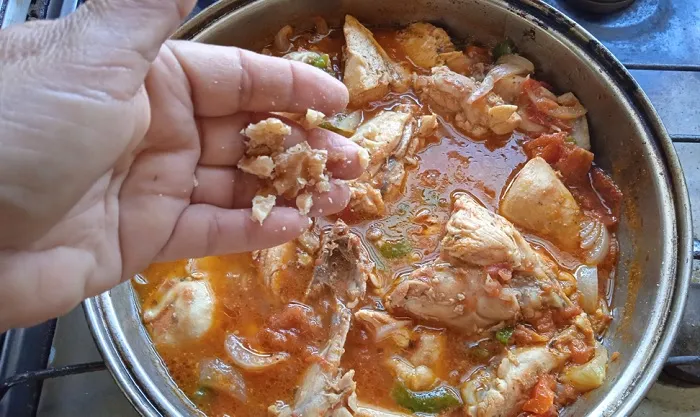 Paso 5 Pollo Guisado con nueces.jpg