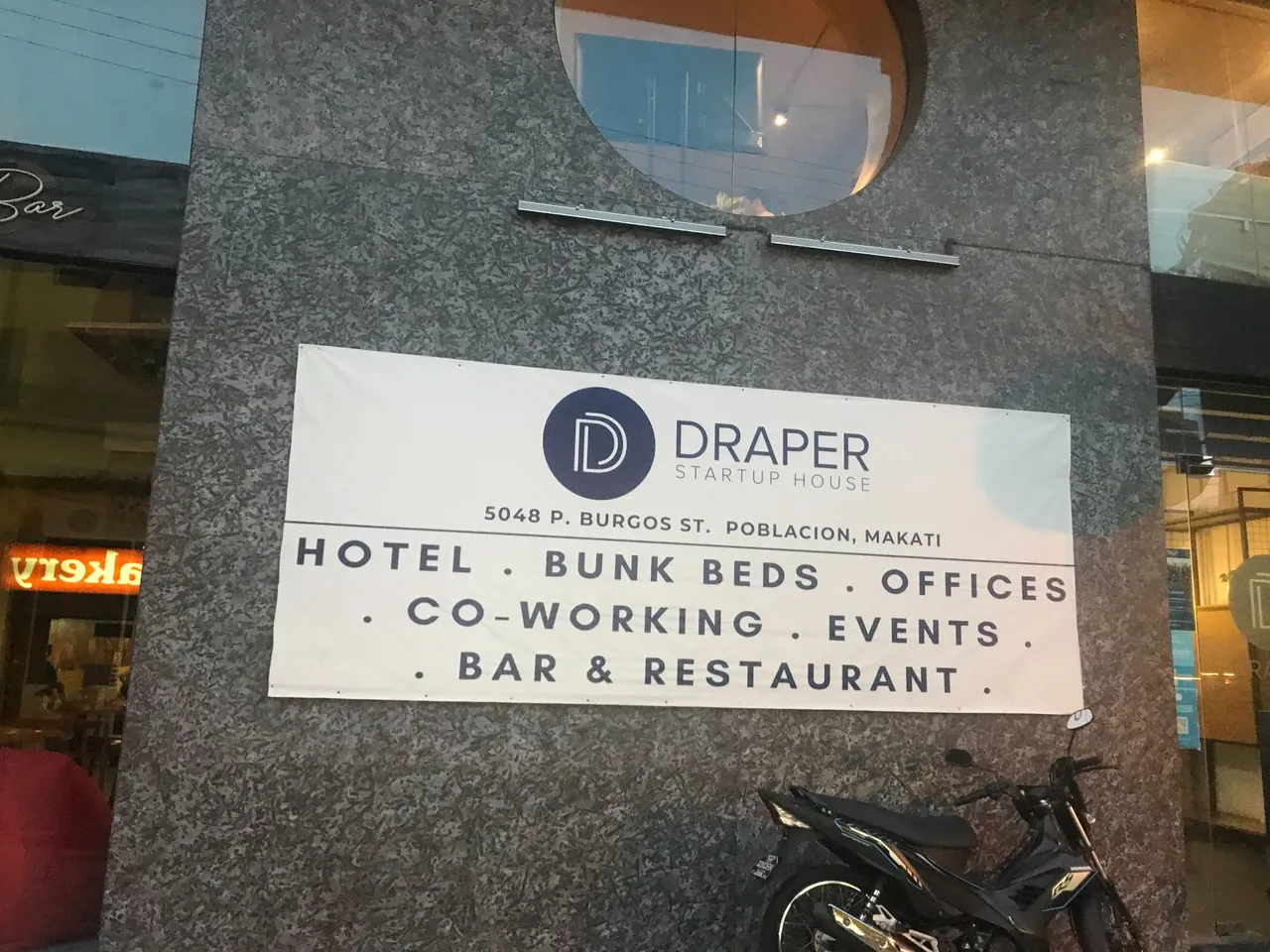 Draper House Entrance.jpeg