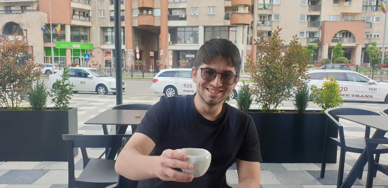 Alex Pic.jpg