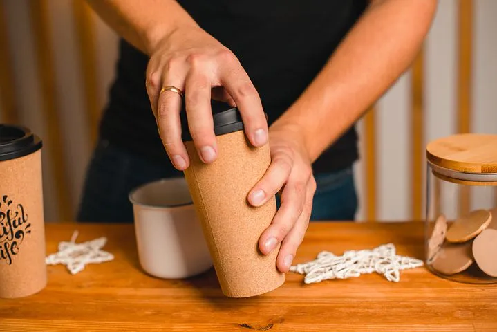 mens-hands-5859605__480.jpg