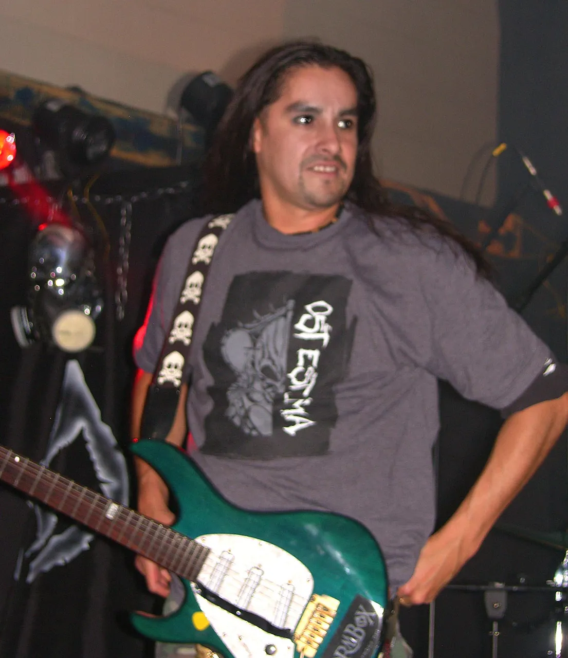 SH100381 crop-sizeWeb1650.jpg