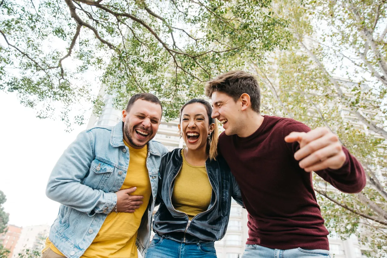 multiracial-friends-casual-clothes-laughing.jpg