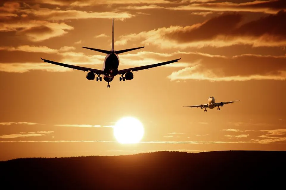 plane-513641_960_720.jpg