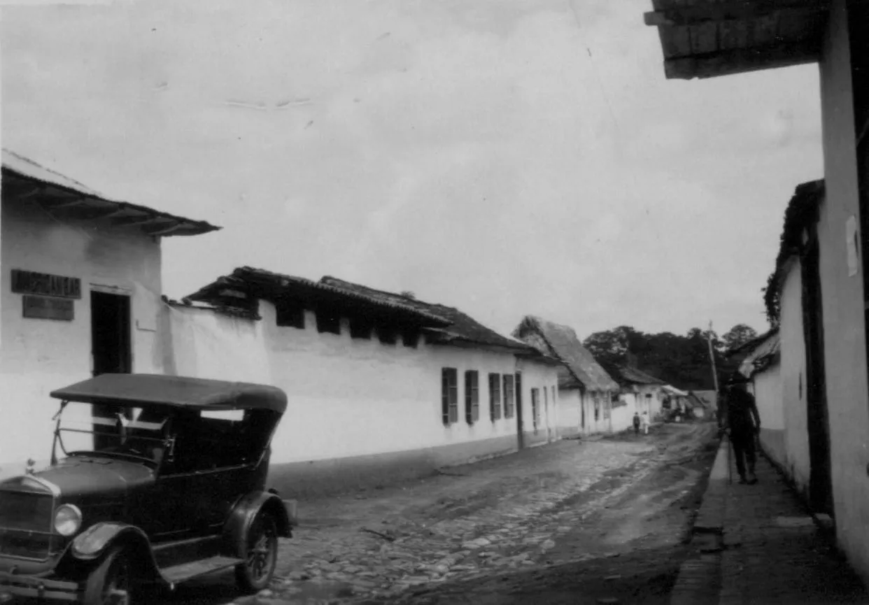 Barinitas, Calle Bolívar3.jpg