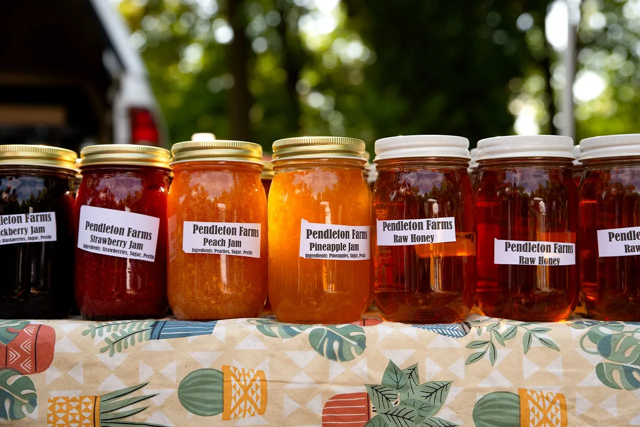 community_market_7.26_1_c_copy.jpg