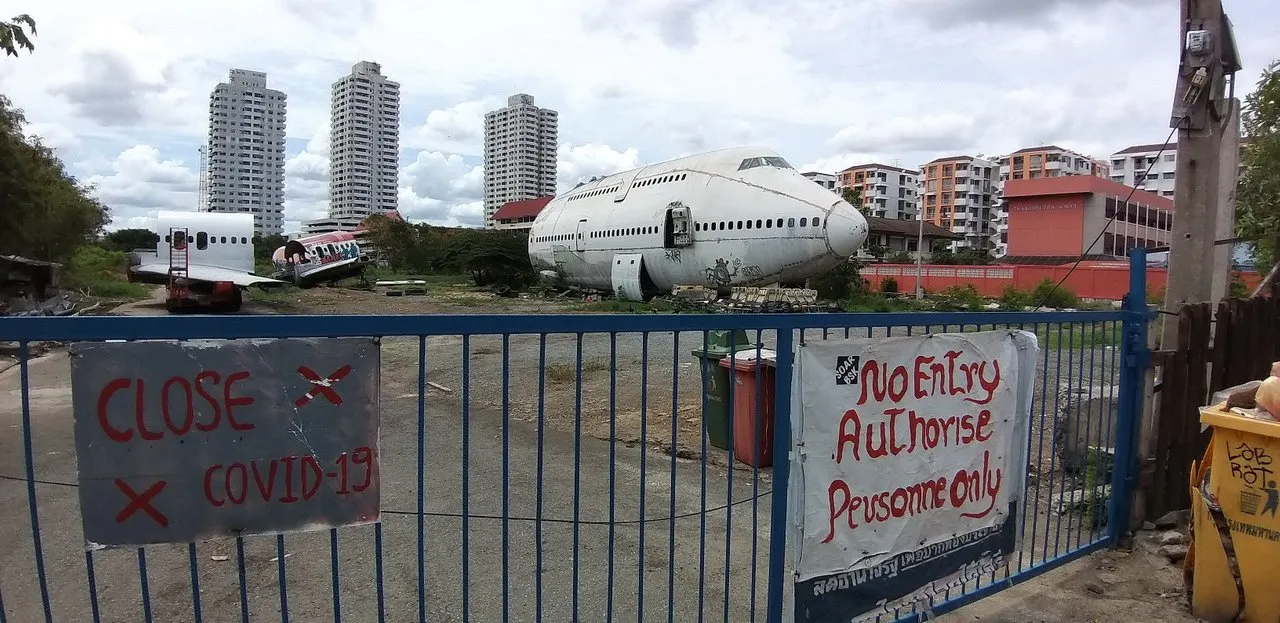 Bangkok%20River%20Canal%20-%20June%202020%20191.jpg