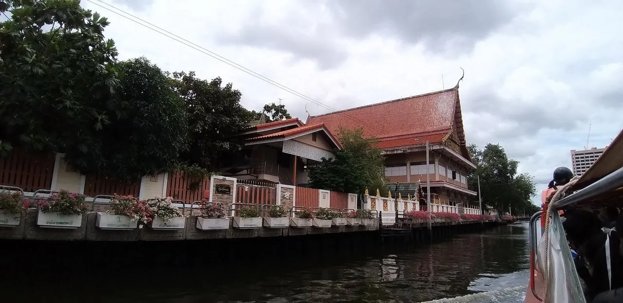 Bangkok%20River%20Canal%20-%20June%202020%20161.jpg