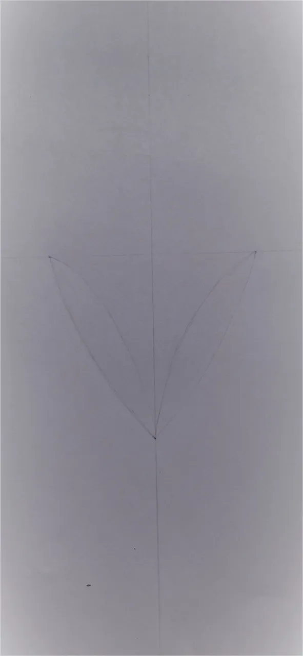 Yasmynlp-Drawing alíen-Folium- Step 1.jpg