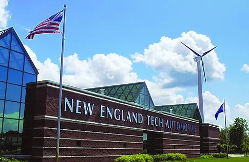 new_england_tech-rhode_island-automotive_school.jpg