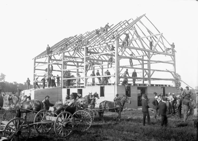 Barn_raising_-_Leckie's_barn_completed_in_frame.jpg