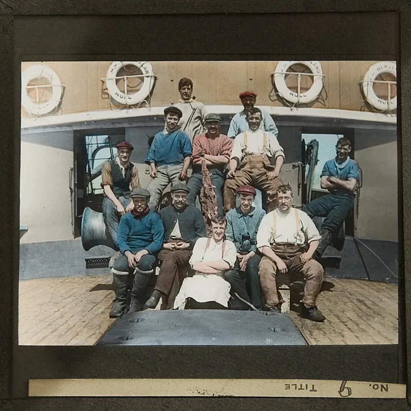 Daily Life of Sailors On-board in the 1900s (1).jpg