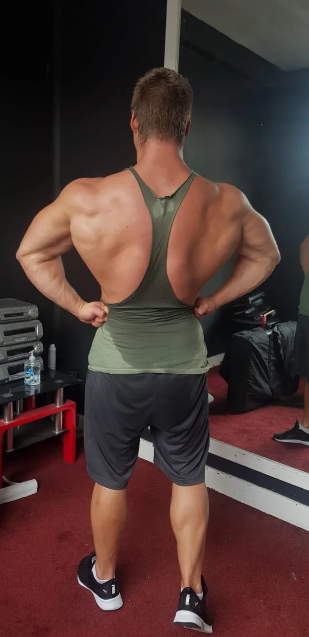 1b.jpg
