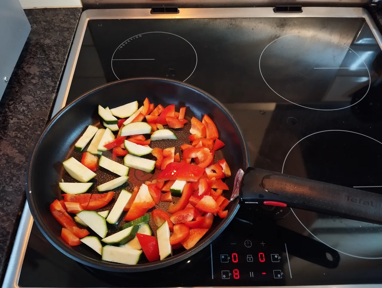 Creamy Pasta Sauce (no onion no garlic)