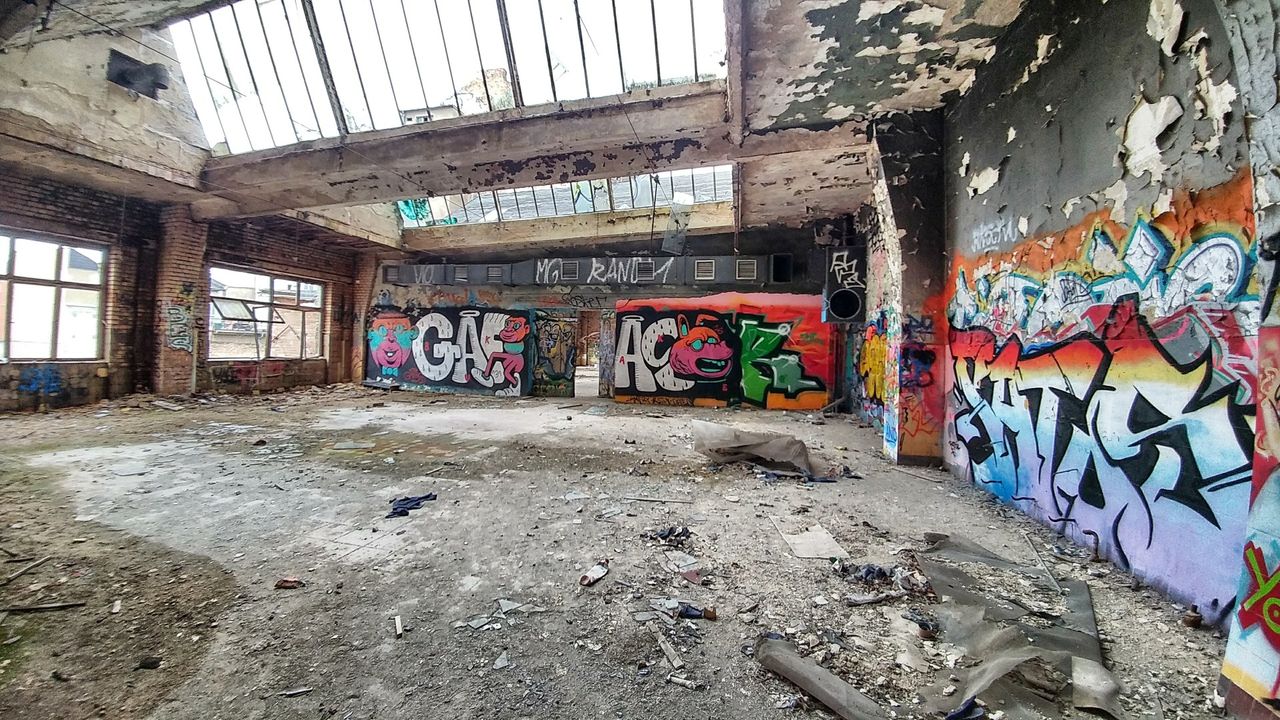 Dancing floor