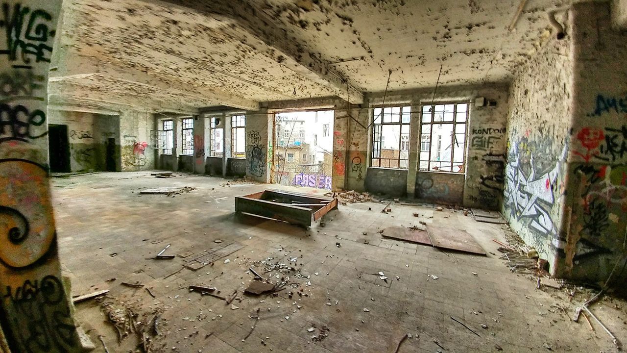The rooms are huge