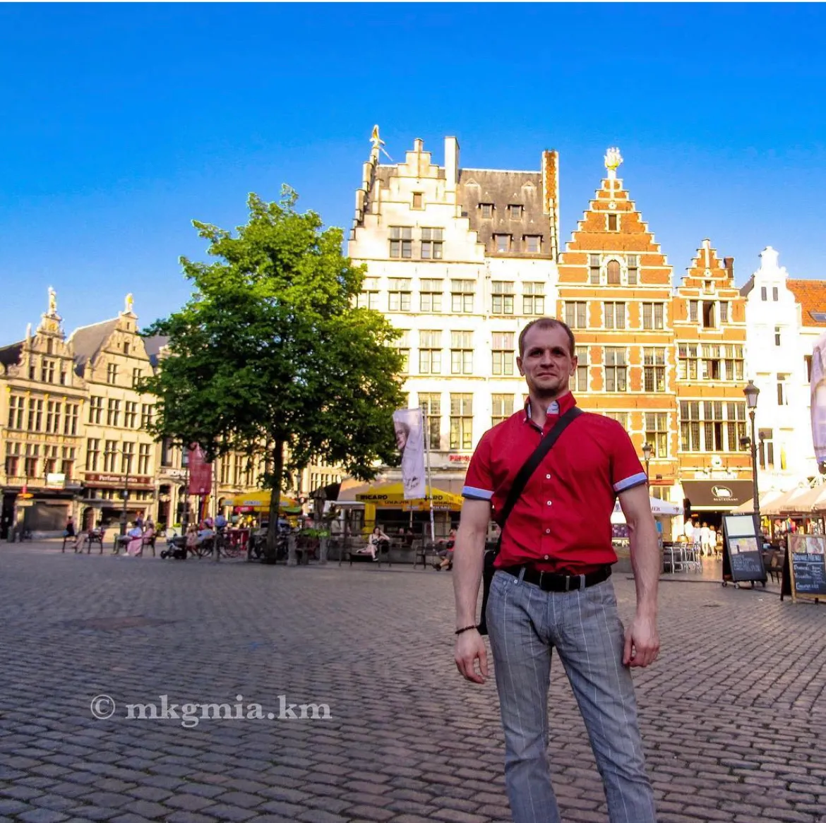 Grote Markt Square.