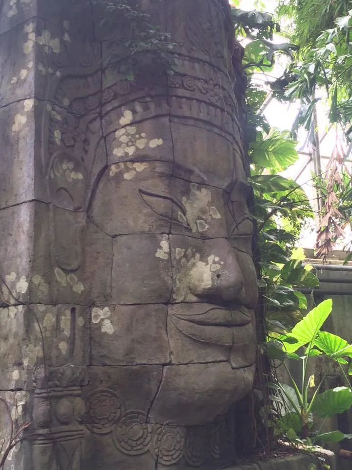 statue.jpg