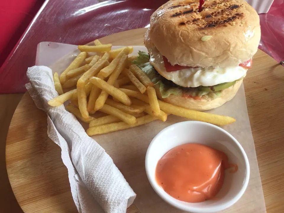 burger.jpg