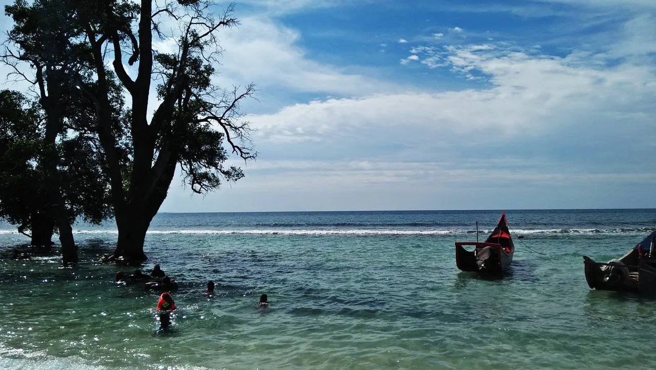 beach3.jpg