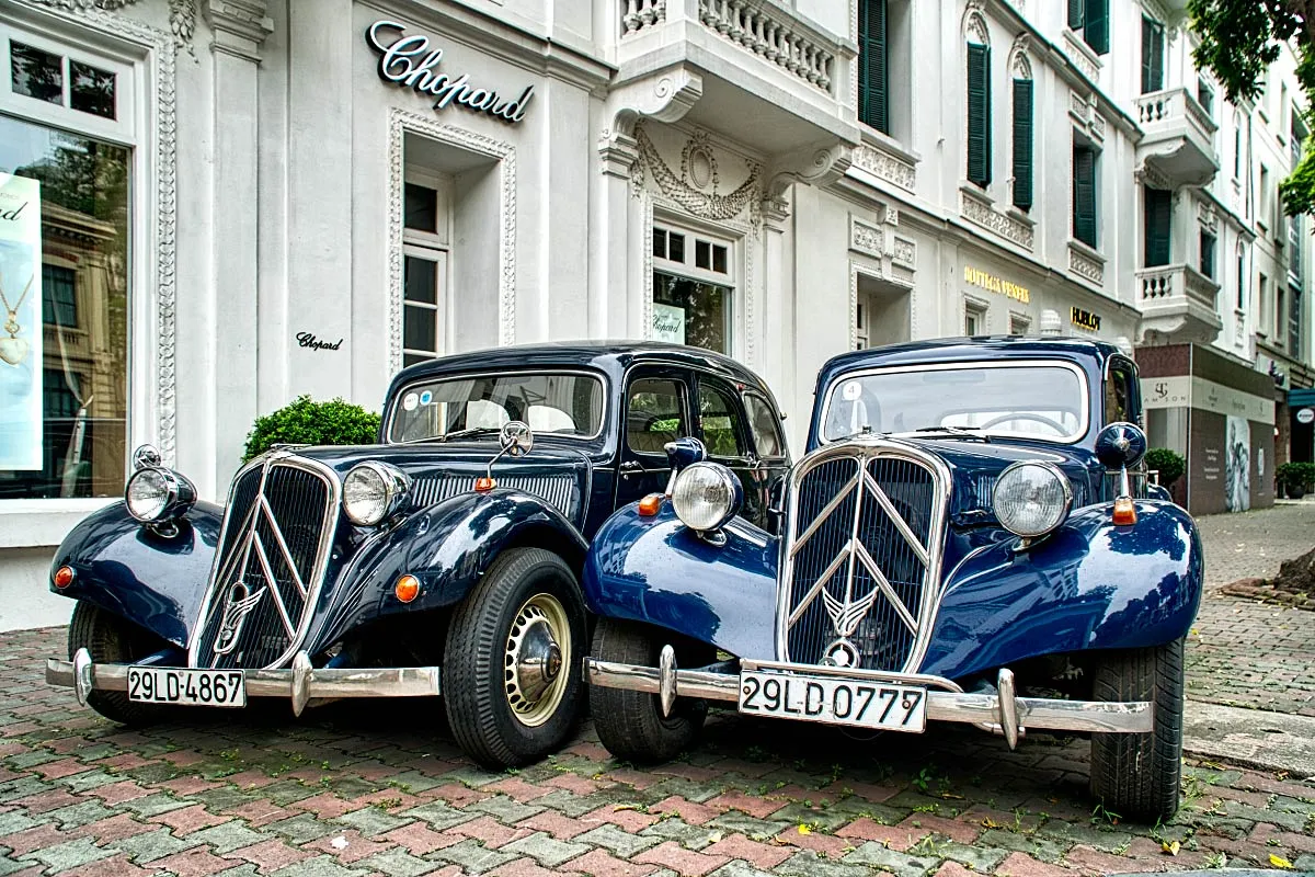 Old car 20 century car