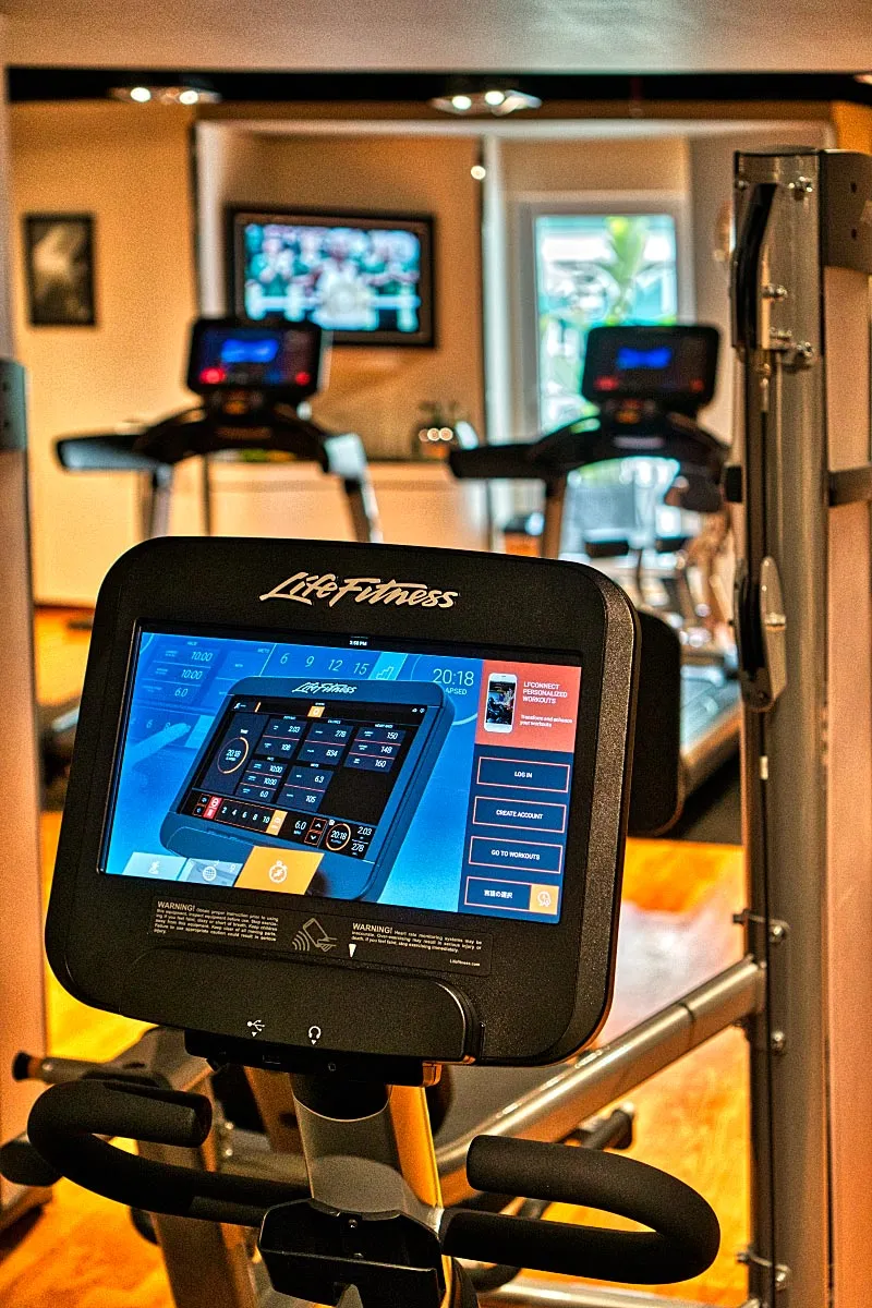 Metropole Hanoi Hotel gym