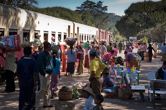 Train to Kalaw