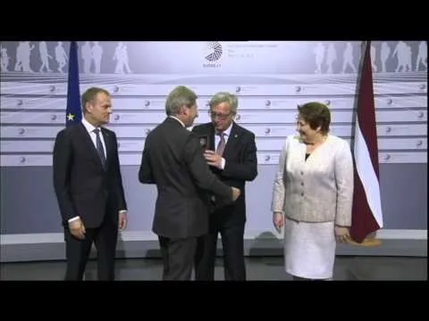 Juncker bitch slap